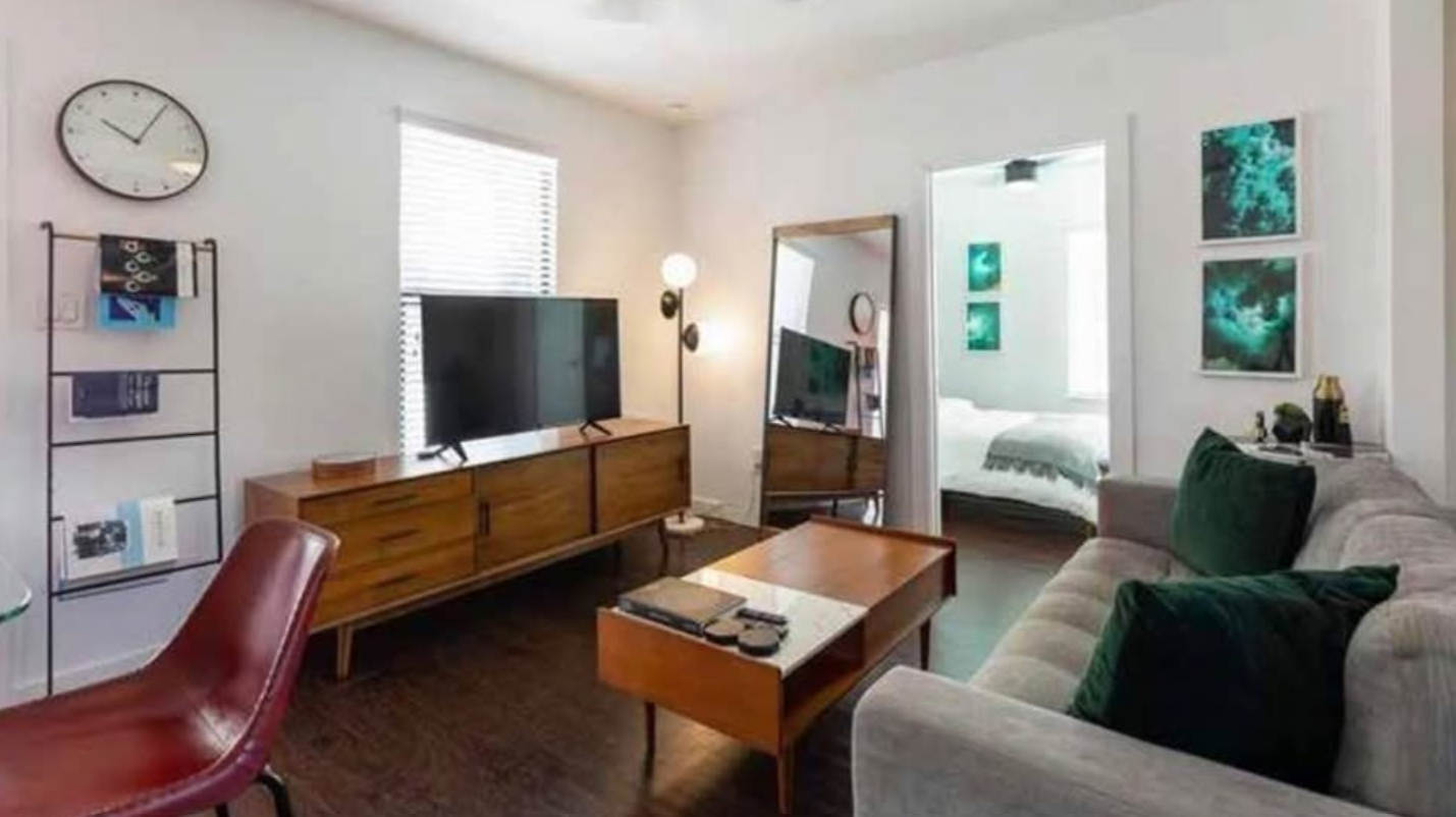 🌆✨ LIVE IN MONTROSE! — 2 BEDROOM APARTMENT FOR RENT ✨ - Apartments in Houston - Bild 5 of 5