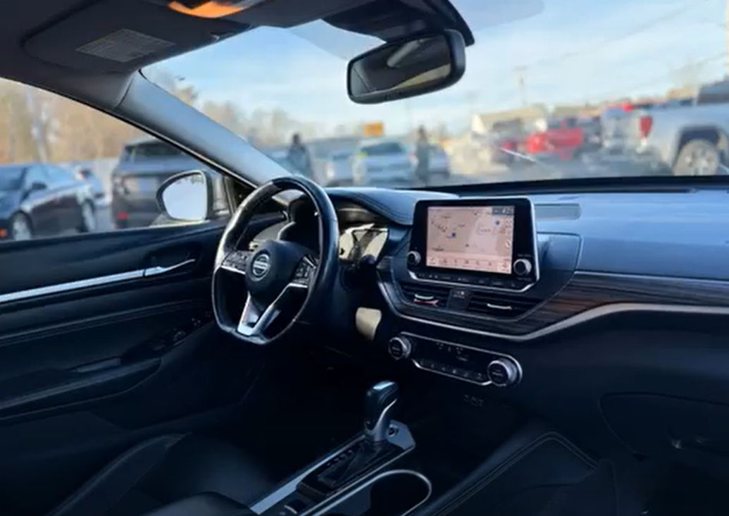 Nissan Altima 2.5 Platinum AWD Sedan 4D 2020 - Cars in Stoughton - Bild 7 of 10