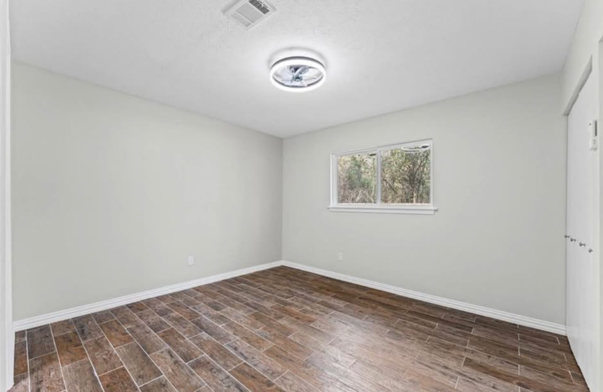 Casa a la renta ubicada a minutos de Woodlands Mall, Hwy 45, Woodlands Market Street - Houses in Houston - Image 4 of 5