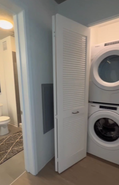 a luxury apartment at 5 Fan Pier in Boston - Apartments in Boston - Image 5 of 5