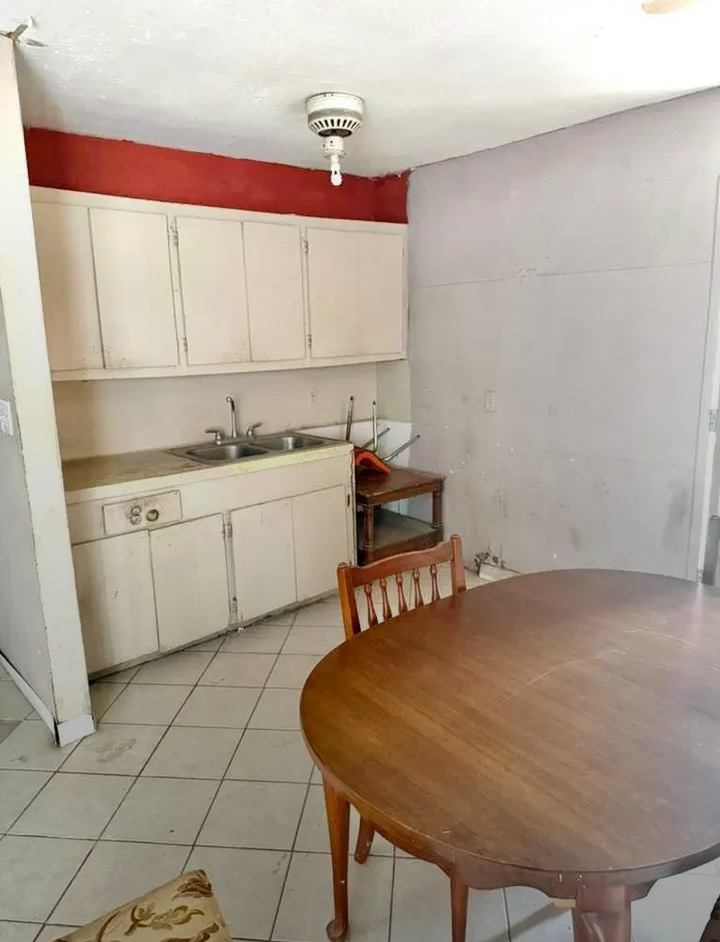 🏠GREAT RENTAL PROPERTY FOR SALE IN BROWNSVILLE🏘️💰 - Houses in Brownsville - Image 3 of 5