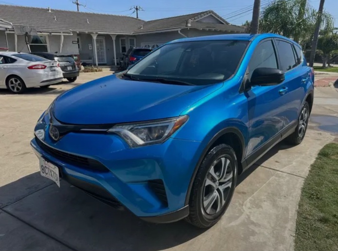 Selling my 2018 Toyota RAV4 LE in Garden Grove