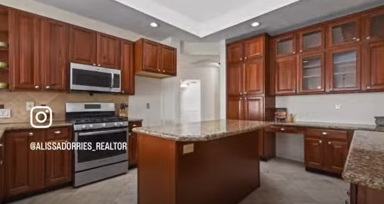 House in Winchester Country! ✨ - Houses in Houston - 이미지 3 of 3
