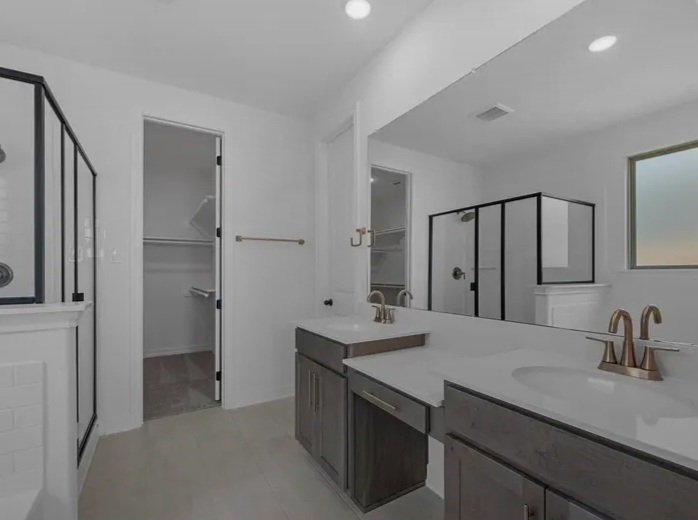 stunning 4-bedroom, 3.5-bath home for sale in Brookshire - Houses in Brookshire - Image 8 of 10