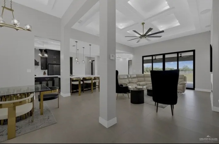 🏡 Luxury Modern Estate on 1 Acre in Edinburg - Houses in Edinburg - 이미지 3 of 5