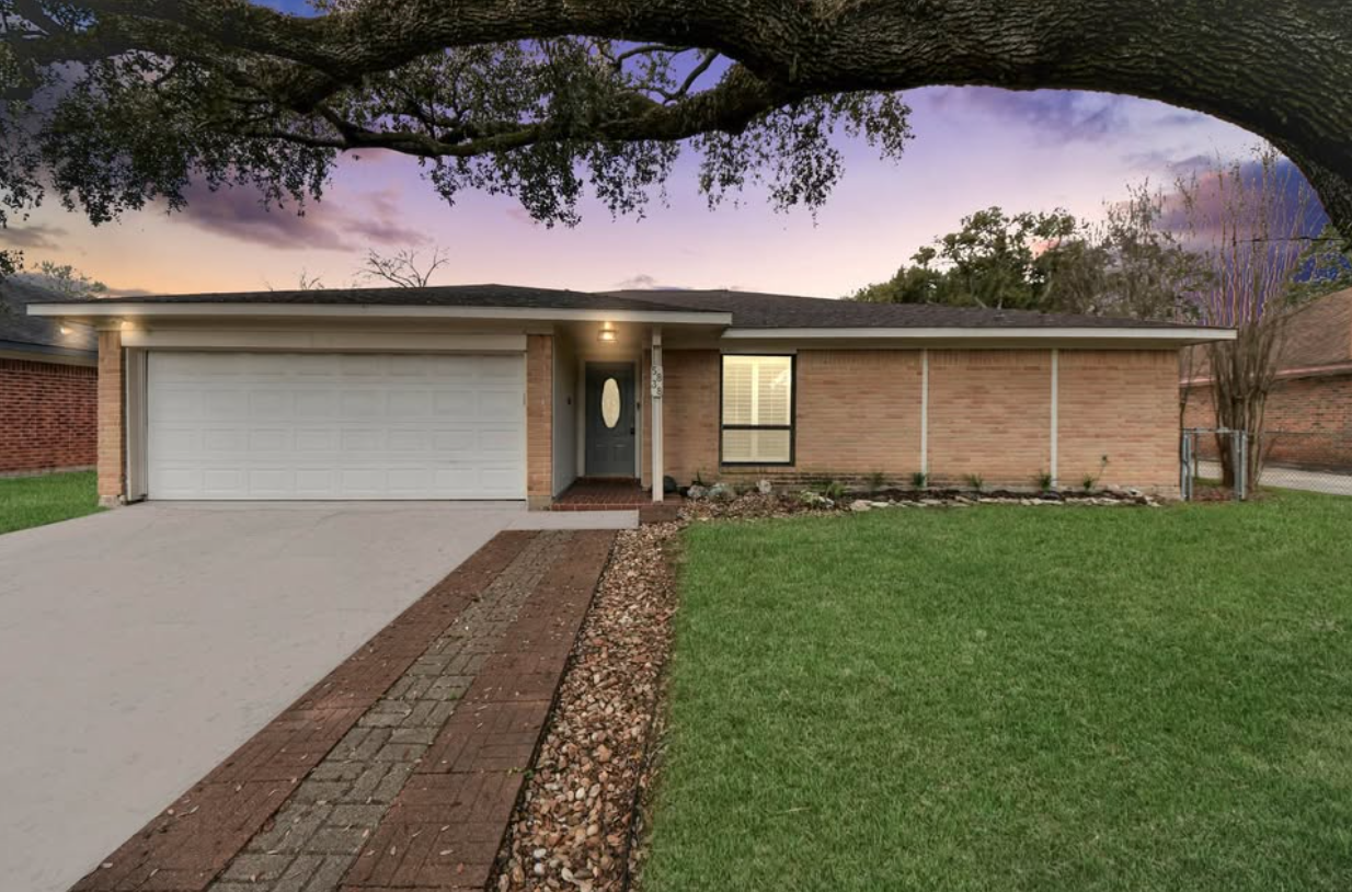 3 bedroom, 2 bath home for sale in North Houston area in Houston — Houses