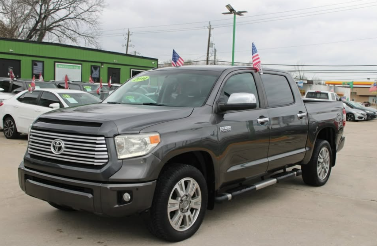 Toyota Tundra 2014 in Houston — Cars
