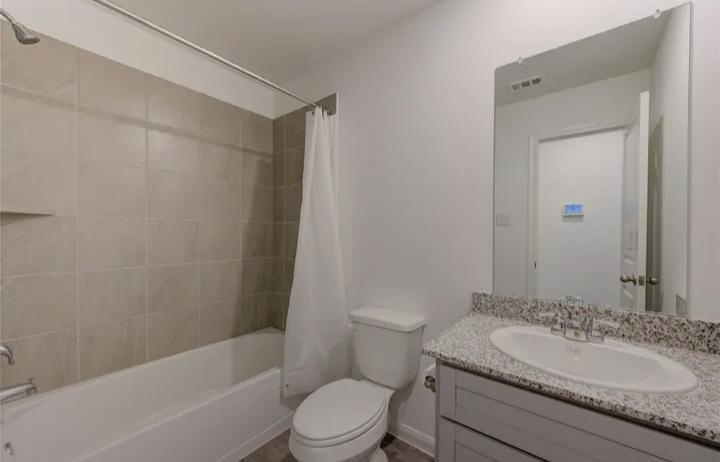 🏡 FOR RENT | Brand New Home in Conroe - Houses in Conroe - Image 3 of 5