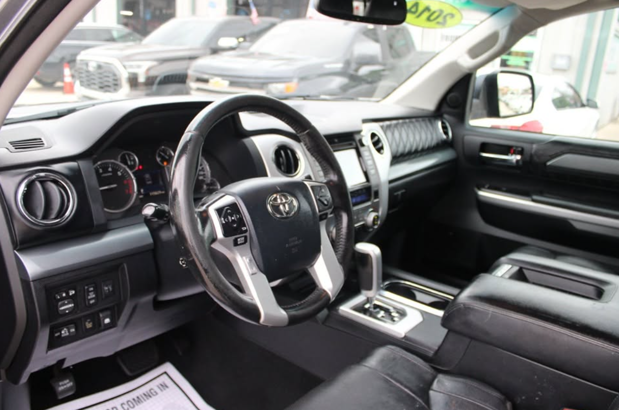 Toyota Tundra 2014 - Cars in Houston - Image 4 of 5