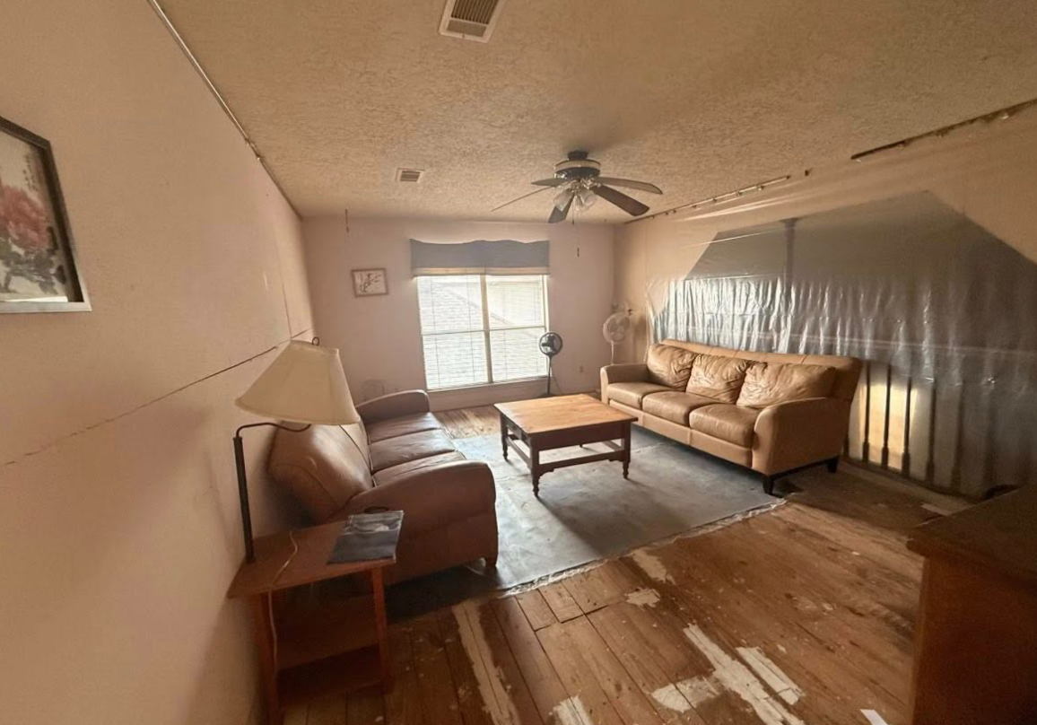 full rehab Strong flip or rental play - Houses in Houston - Image 3 of 3