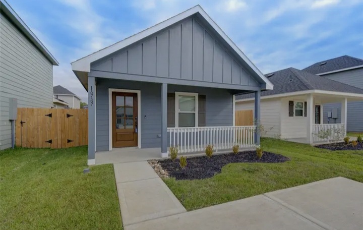 🏡 FOR RENT | Brand New Home in Conroe in Conroe — Houses