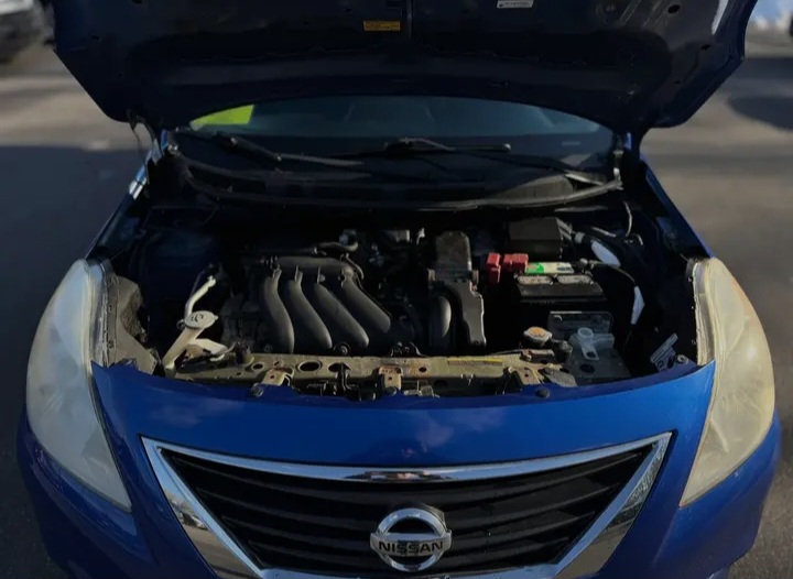 Nissan Versa SV Sedan 2012 car for sale in Washington - Cars in Washington - Image 3 of 5
